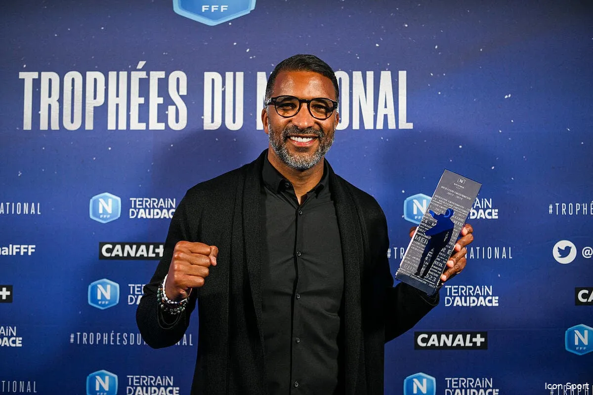 habib beye a l om daniel riolo fait une revelation iconsport 221204 0024 375920