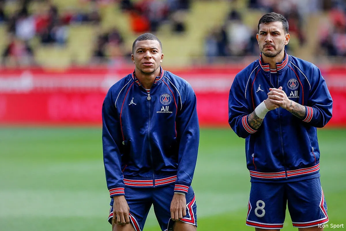 il sort du loft pour prolonger au psg ce n est pas mbappe icon d1r7800 364057