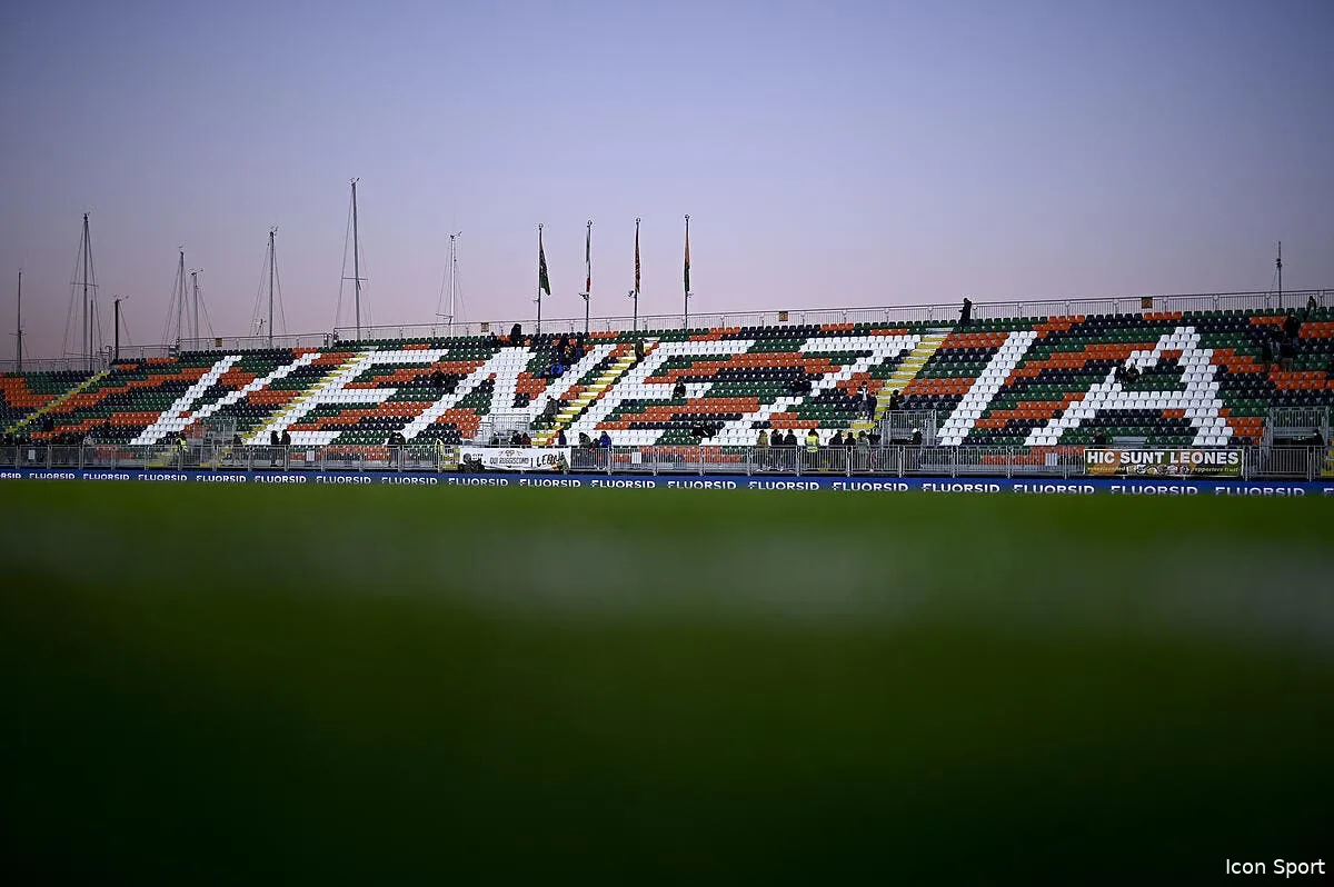 ita la serie a passe a la jauge a 5 000 spectateurs icon 012666 0028 332001