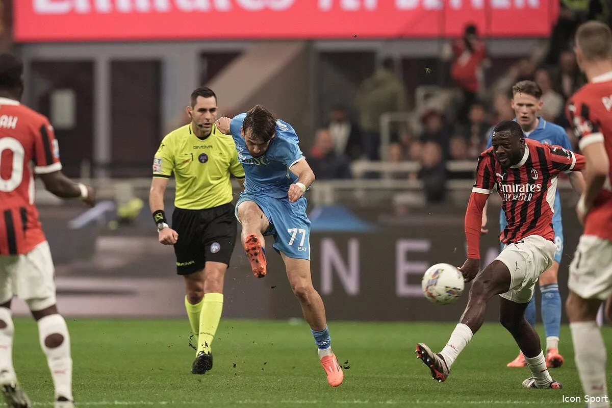 ita naples frappe un grand coup a milan iconsport 243137 0029 383197