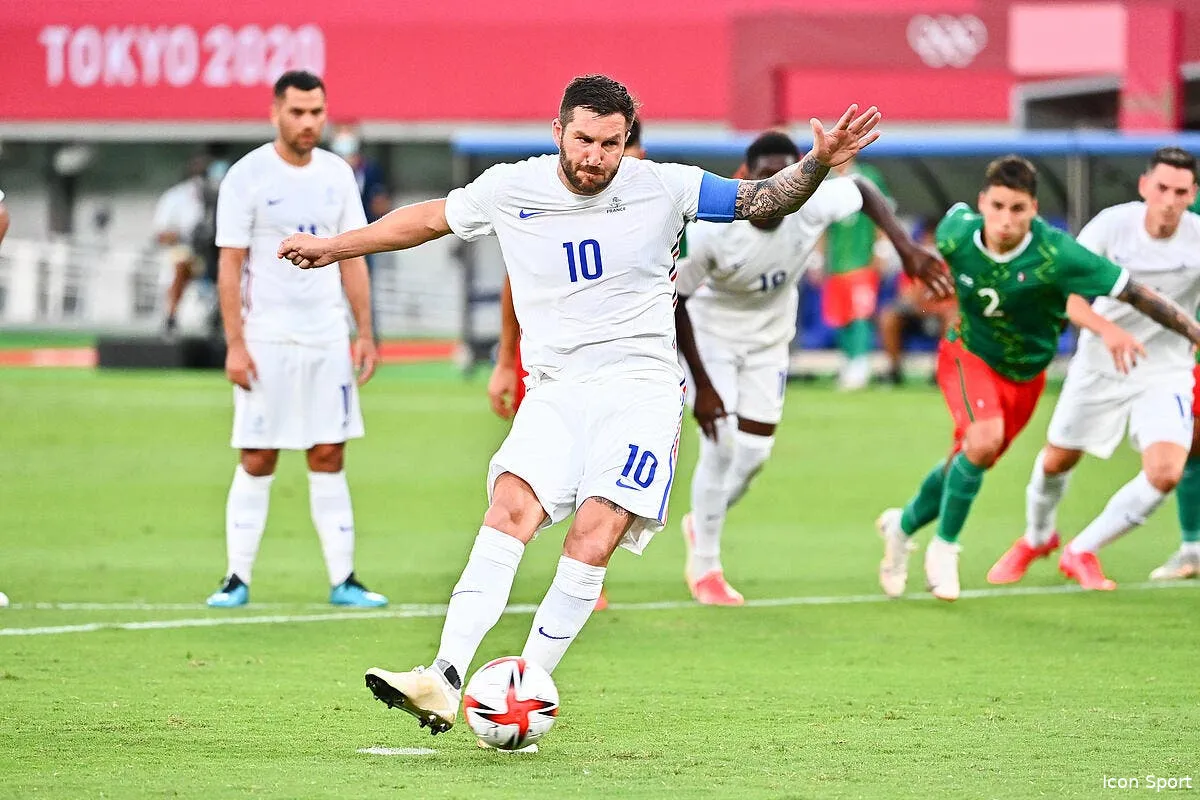 jo la france prend l eau contre le mexique icon dib 220721 10 58 319625