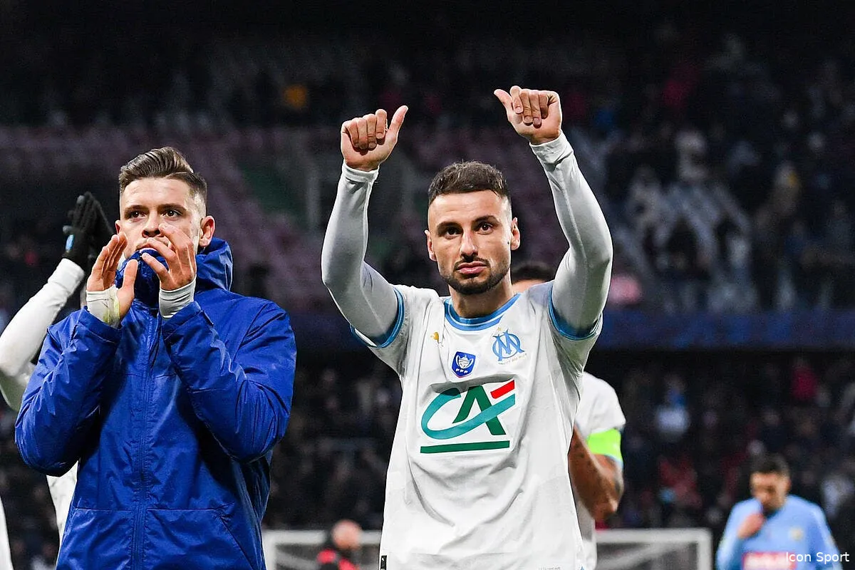 jonathan clauss au bayern munich l om se met a trembler icon dde 0803 370334