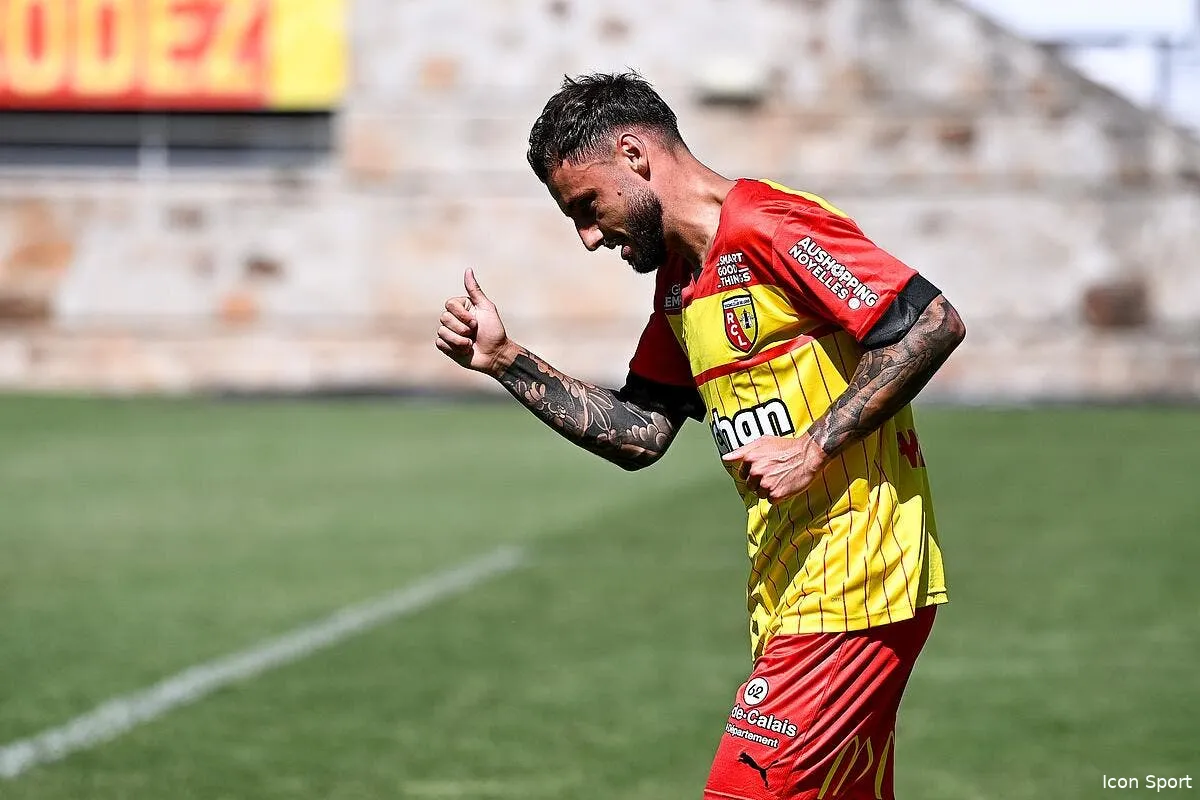 jonathan clauss son premier sacrifice pour signer a l om icon adim 160722 34 015 345965