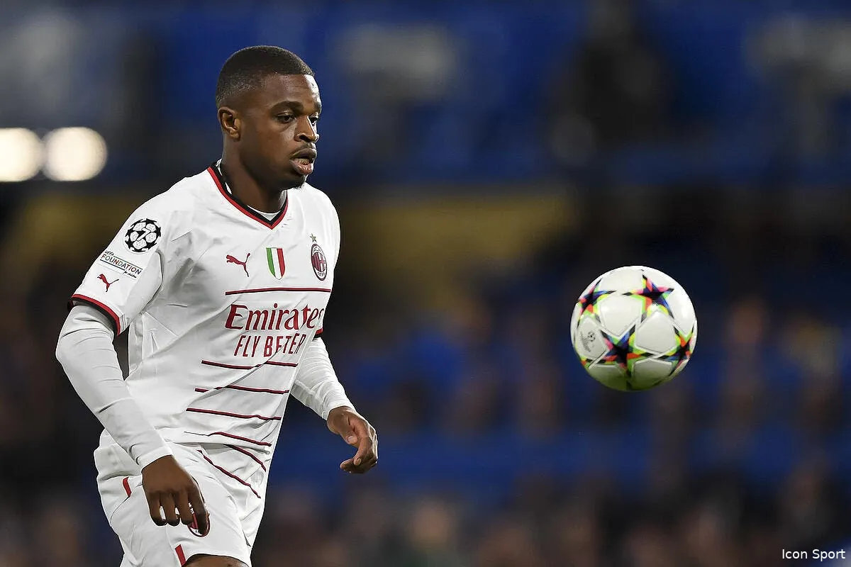 kalulu a un message de milan pour le psg pierre kalulu 3 352662