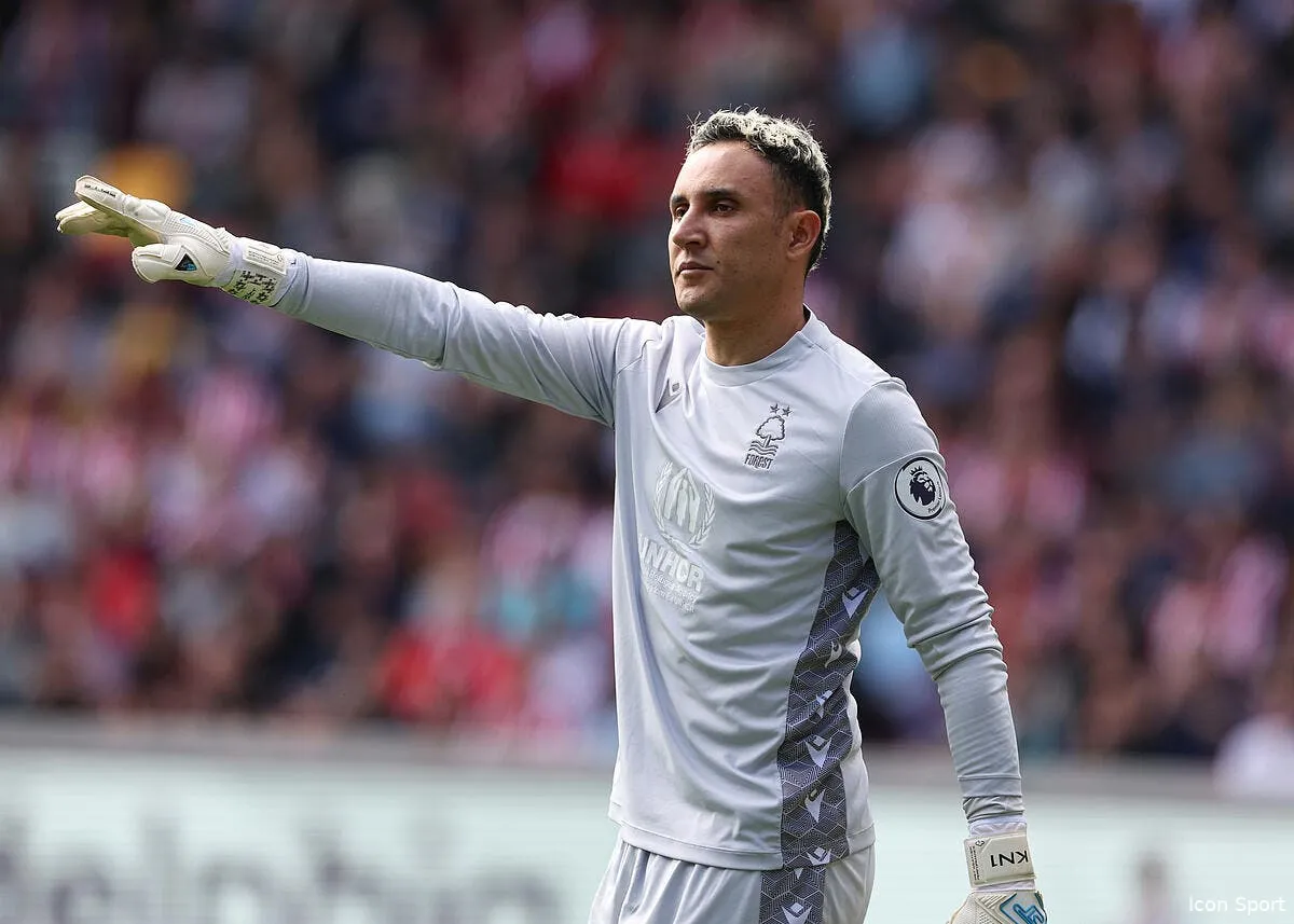 keylor navas ejecte par le psg en arabie saoudite icon ap 12503261 362230