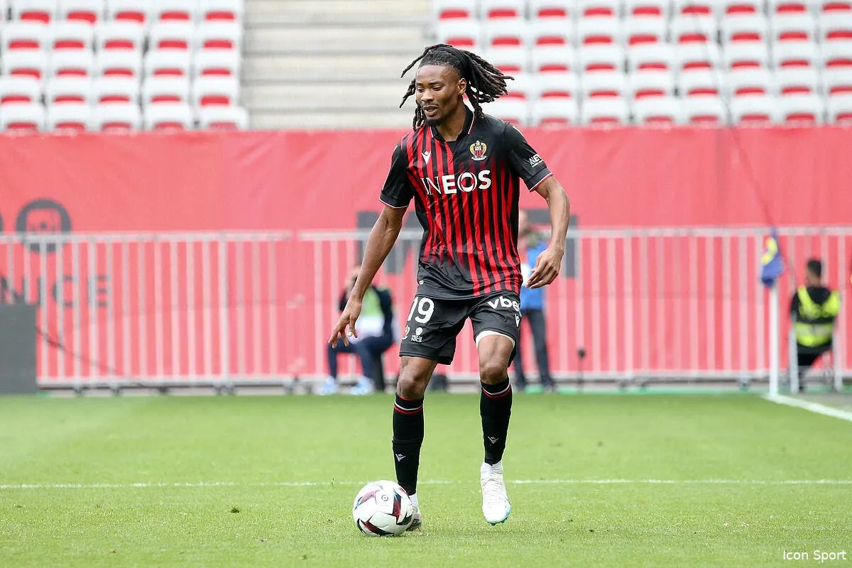 khephren thuram au psg ca sent le roussi icon b28y5035 361434