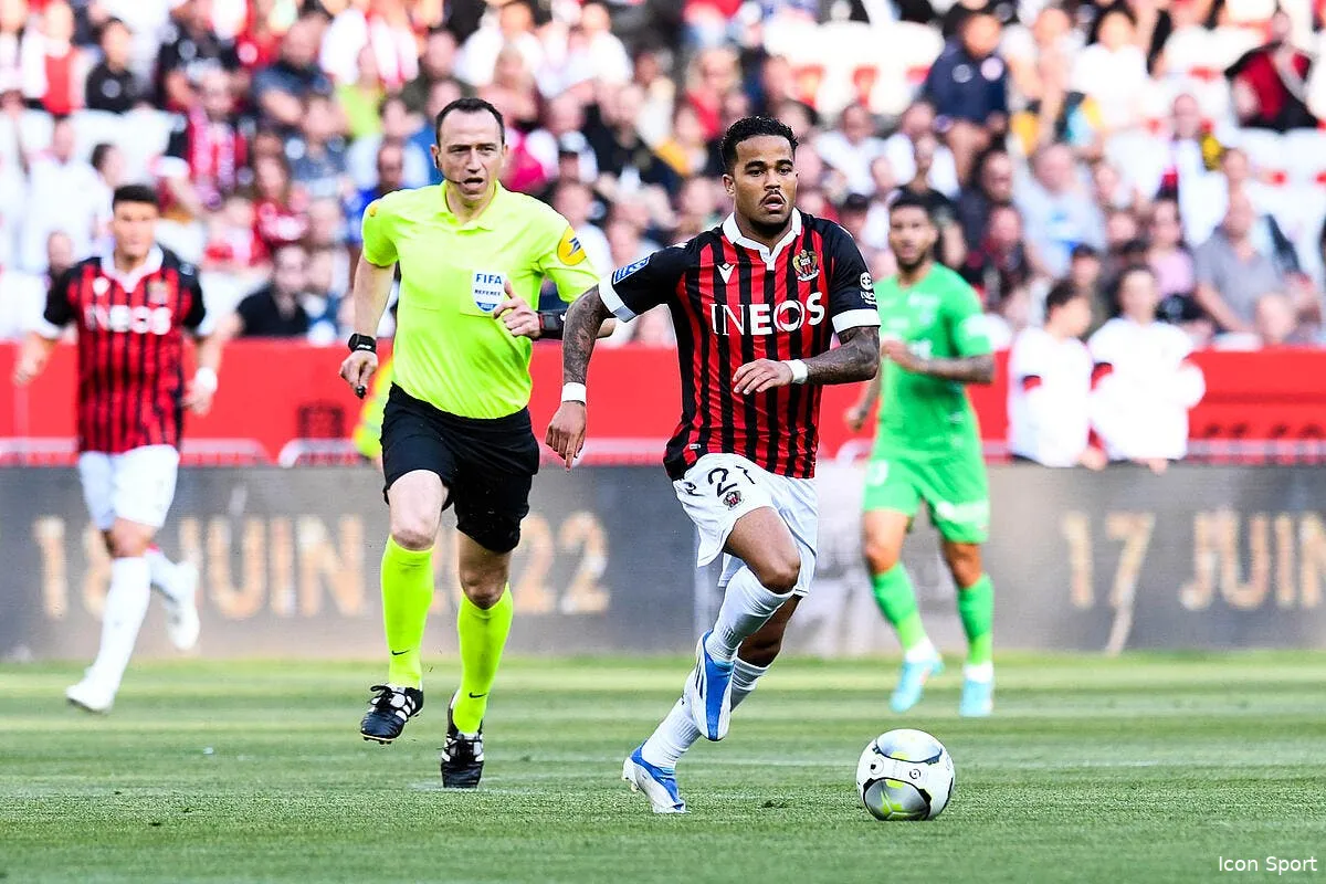 kluivert a l om le deal est proche icon pl5 8093 346219