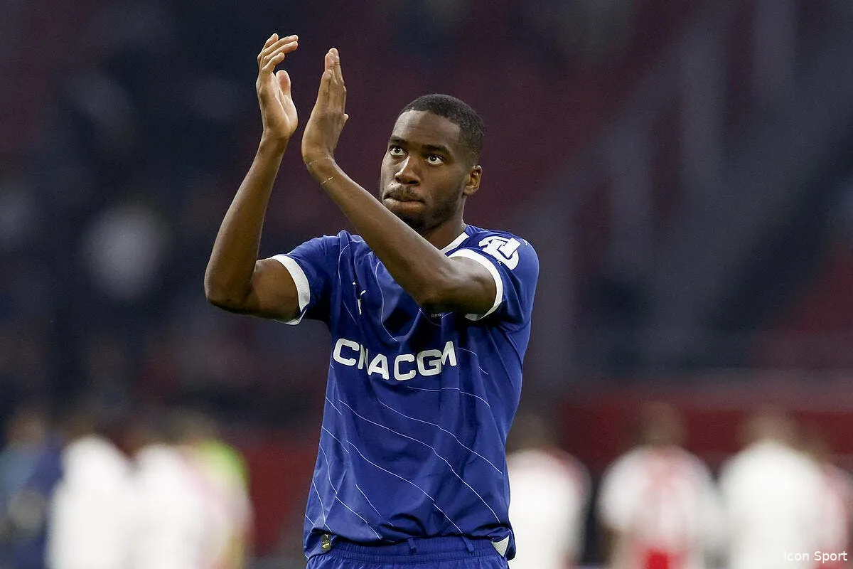 kondogbia seul absent notable de l om au parc icon 704 mtb20230921ajaxvmarseille6678mtbph 365862