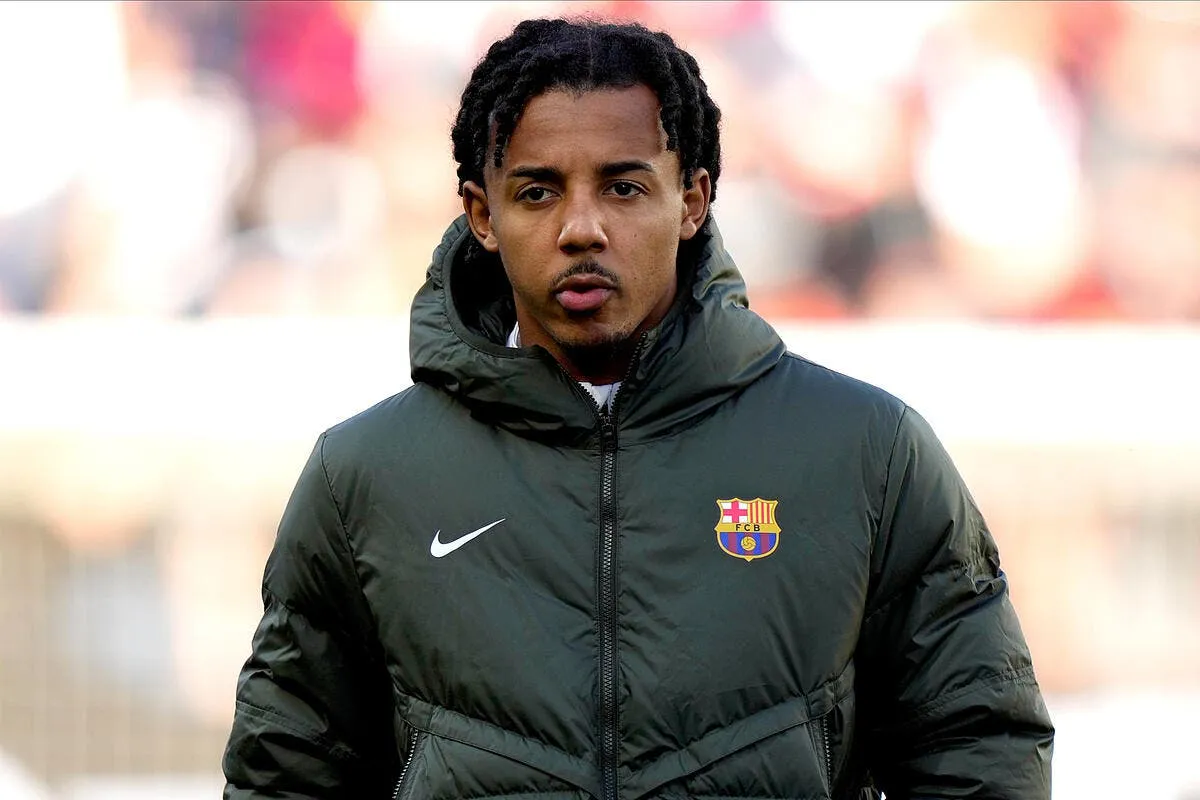 kounde humilie puis cambriole icon ps 231125 054 371173