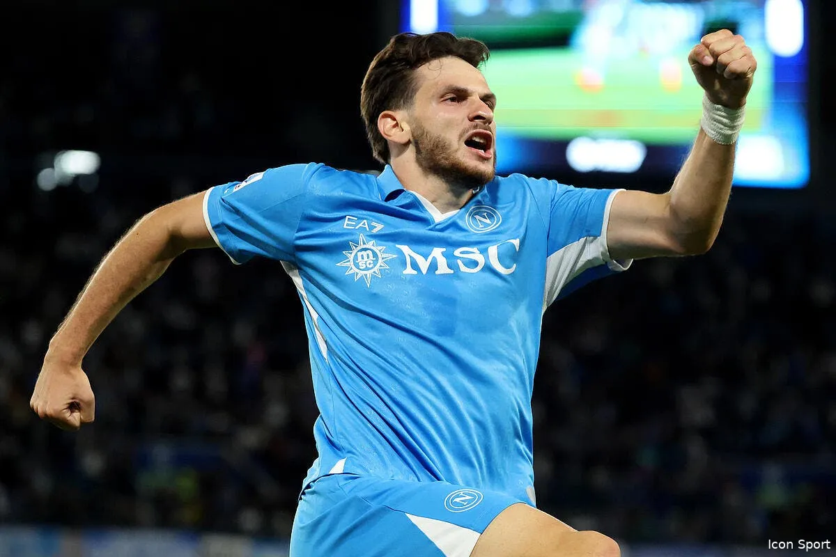 kvara signe au psg son banquier sort le champagne iconsport 240546 0042 386841