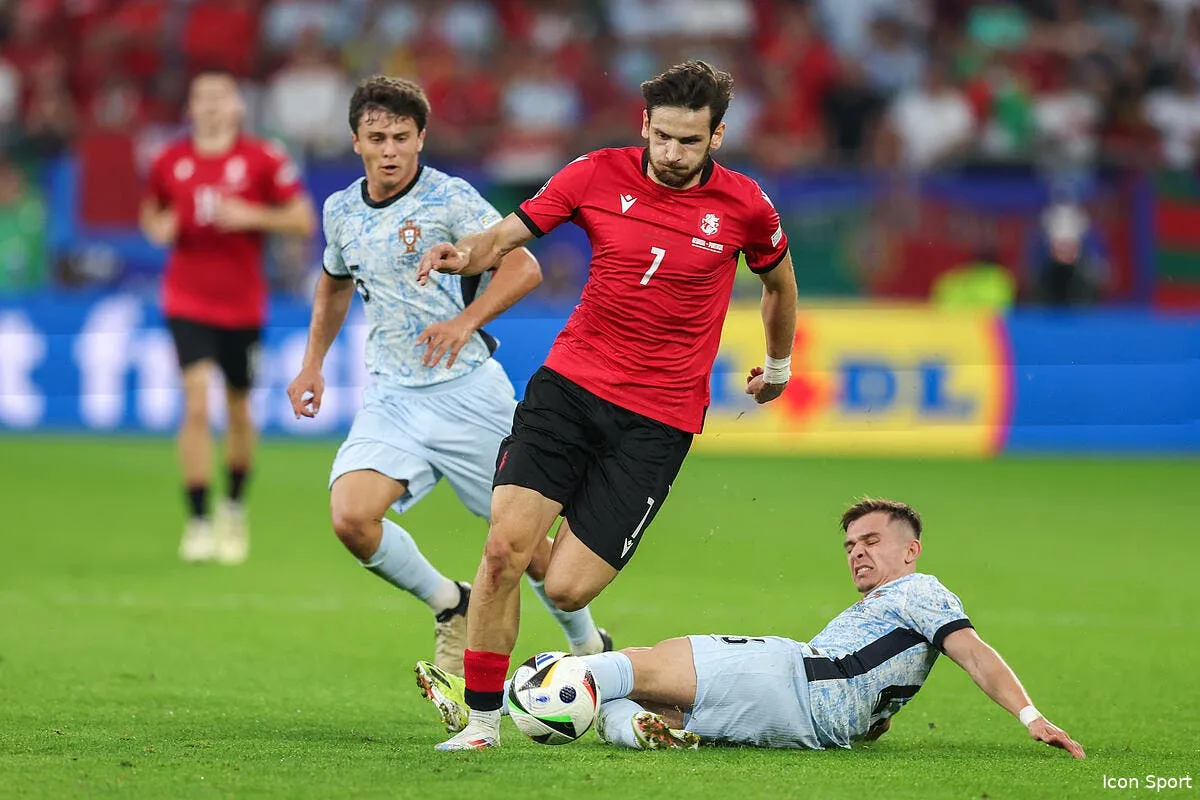 kvaratskhelia au psg le dossier est definitivement enterre iconsport 233141 0362 377795