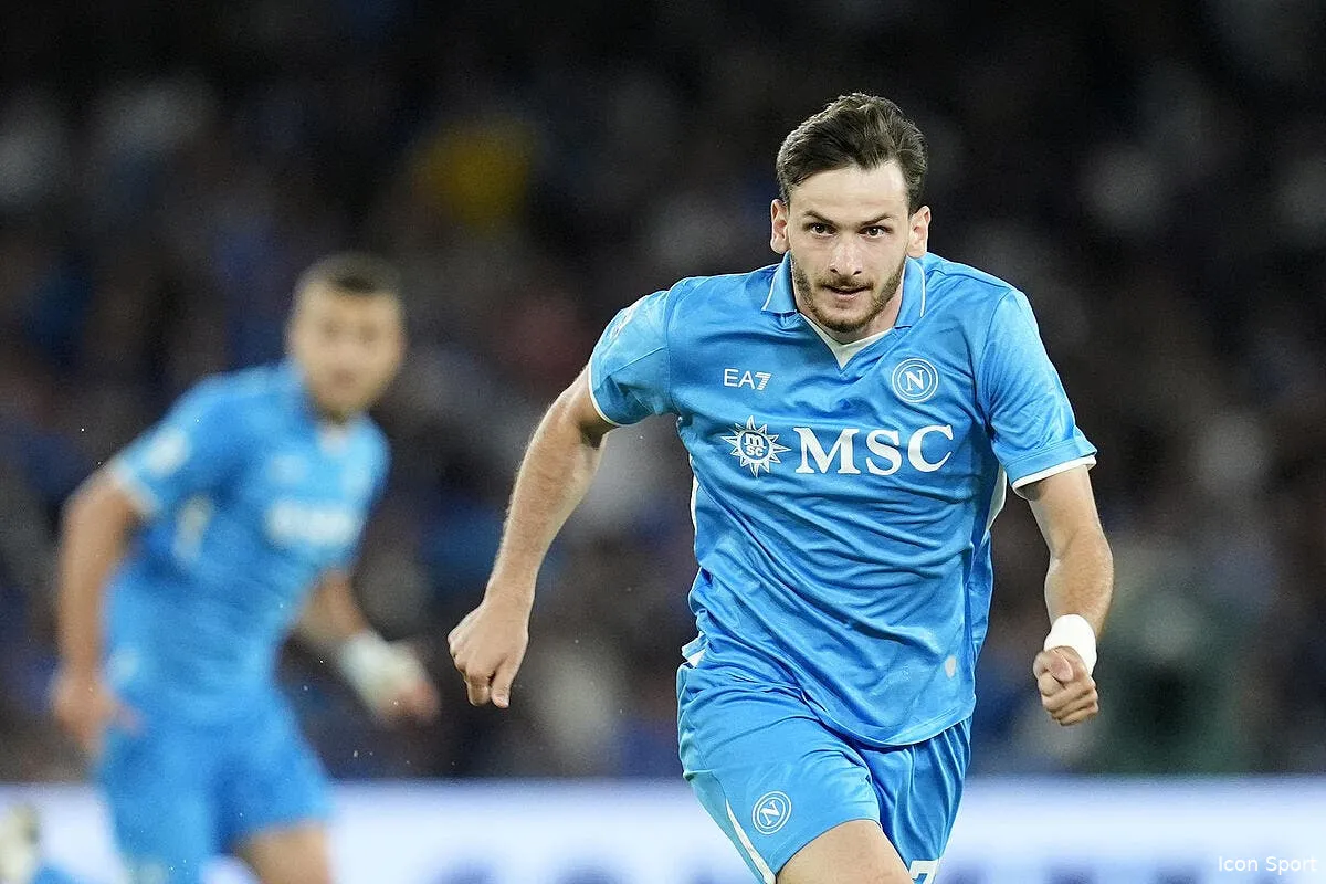 kvaratskhelia signe au psg ce n est qu un echauffement iconsport 240546 0081 386754