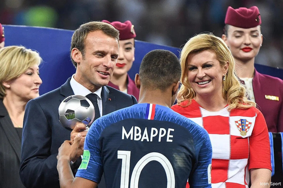 kylian mbappe a l om macron jure qu il a essaye icon dib 150718 10 148 362111