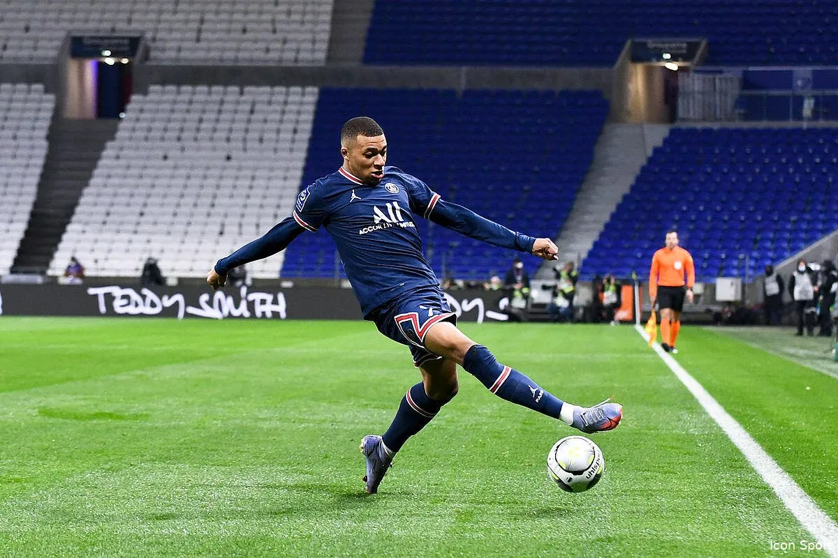 kylian mbappe annonce son successeur au psg icon 019714 0735 332399