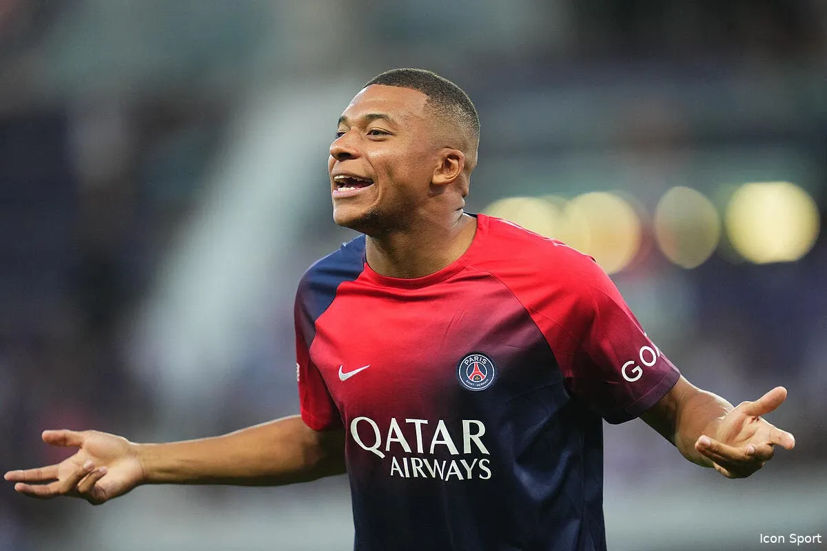 kylian mbappe ne voulait pas etre capitaine du psg icon ps 230819 011 364549