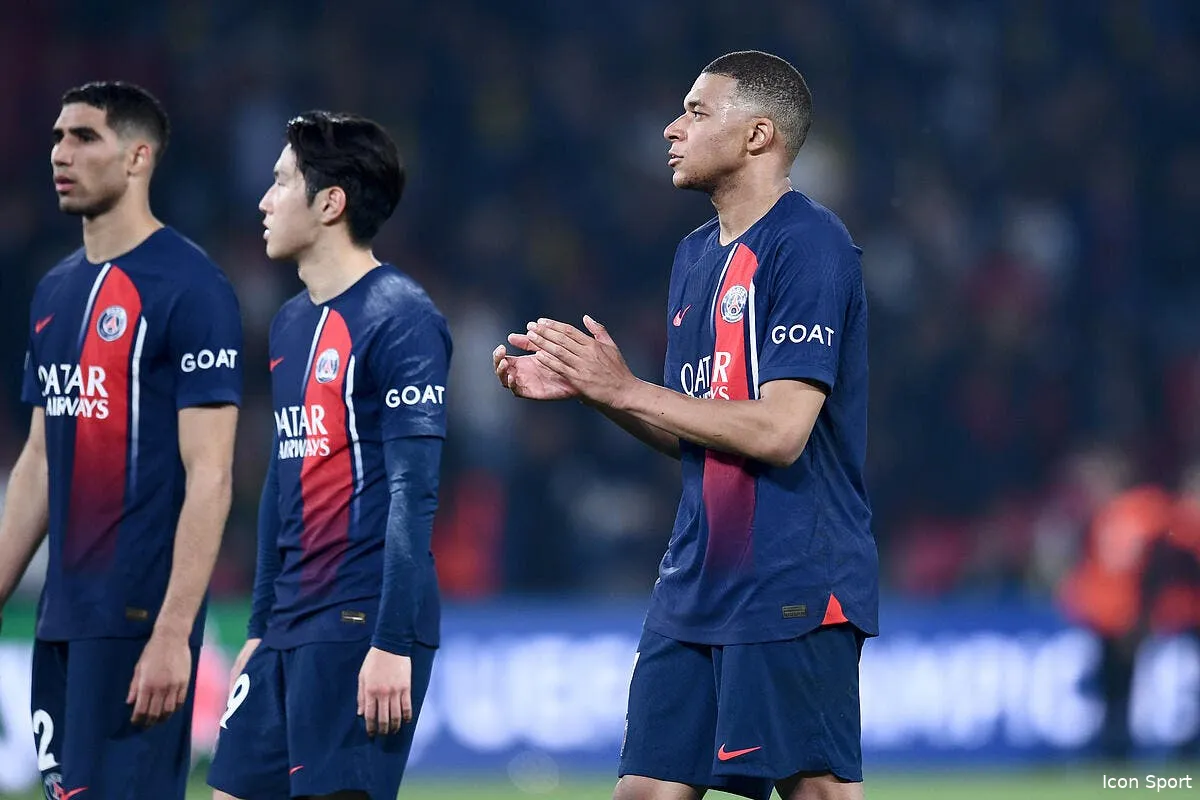 kylian mbappe siffle par le parc des princes iconsport 219795 0457 375750