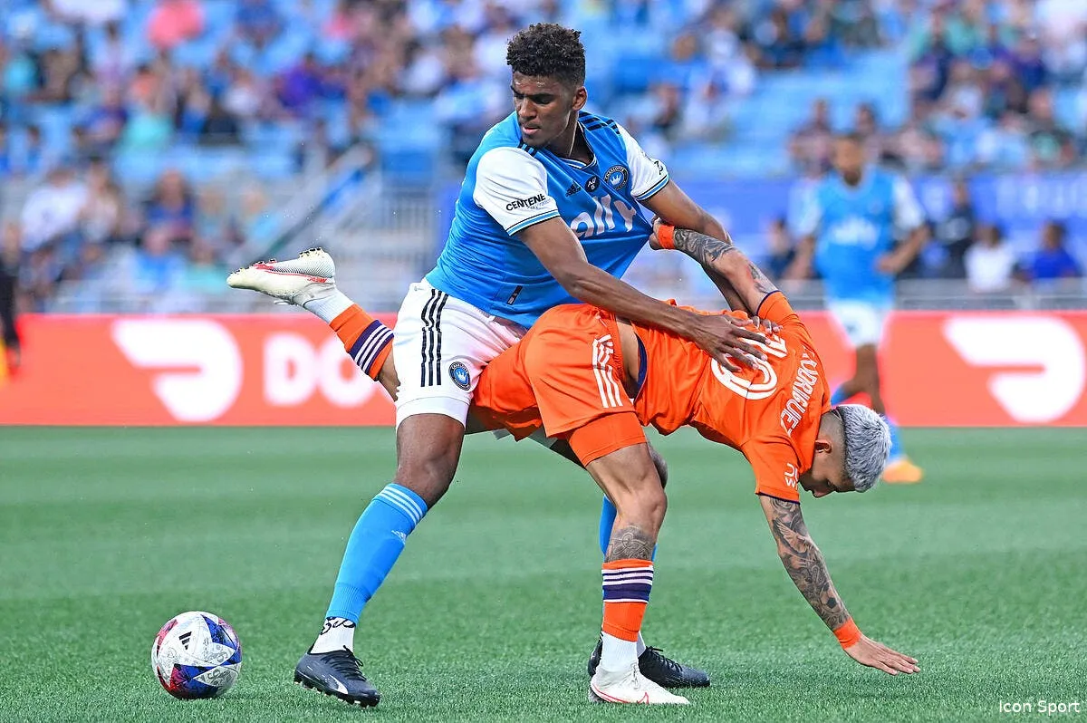 l asse fonce aux usa santamaria n arrive pas seul iconsport 174072 0022 386095