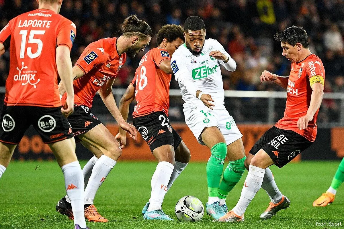 l asse une equipe de bras casses qui fonce en l2 icon cas4623 2 338839