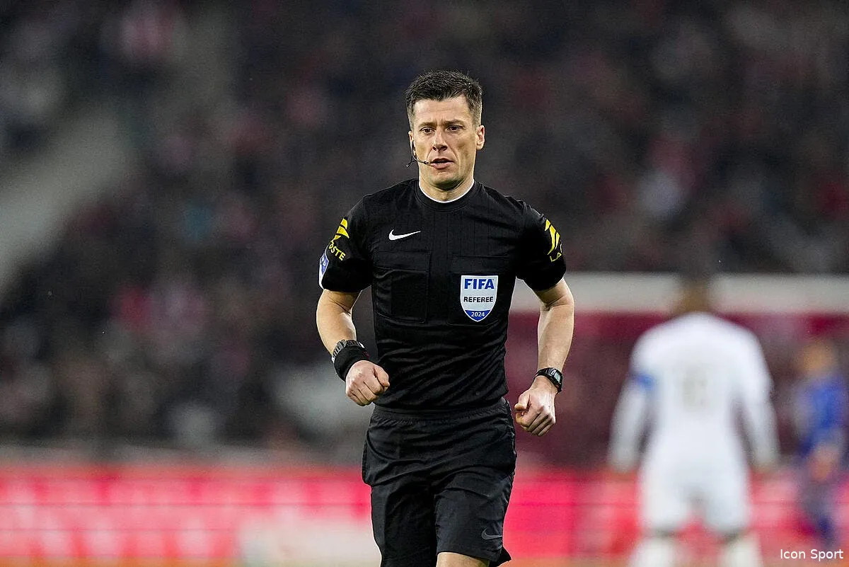 l ol aura son arbitre porte bonheur contre le psg iconsport 219489 0441 385180