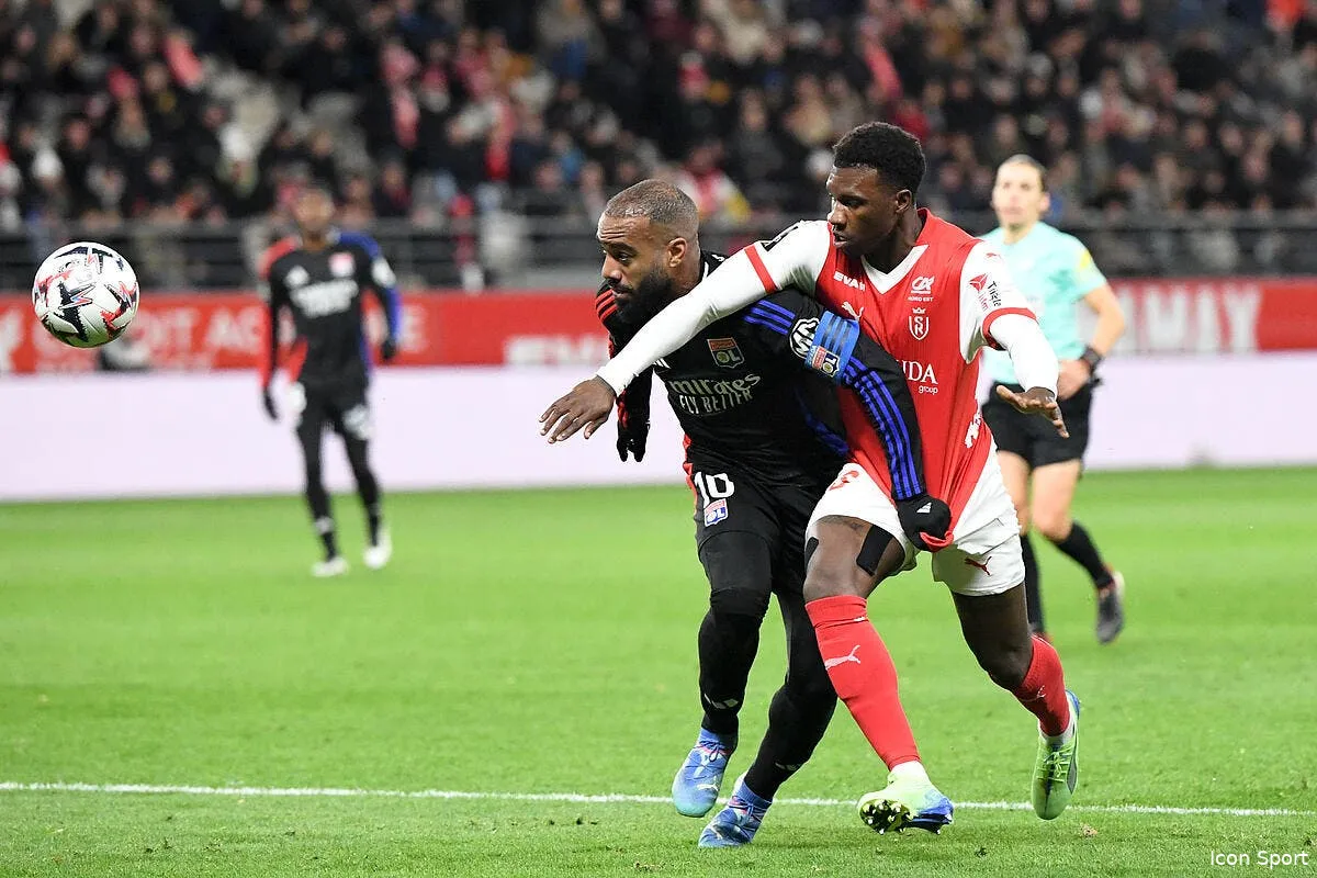 l ol cale lacazette l accuse iconsport 245175 0091 384340