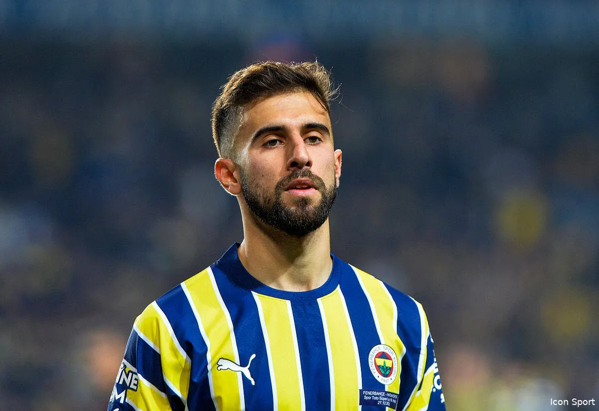 l ol oublie matic et degaine pour une international turc icon fenerbahce hatay 271222 166 370586