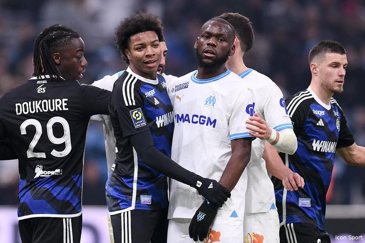 l om bientot raye de la carte il l annonce icon pl5 2327 370844