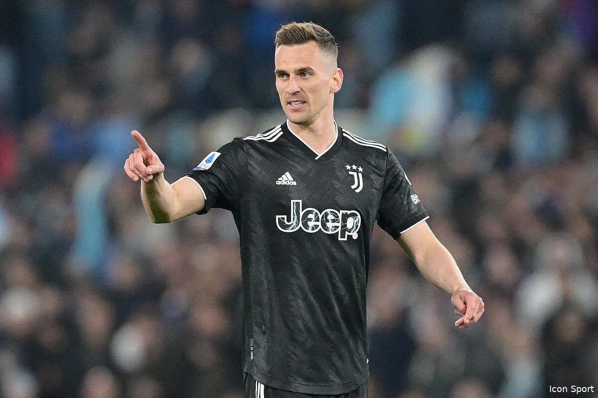 l om coince avec milik et la juventus icon lp 20845349 359570