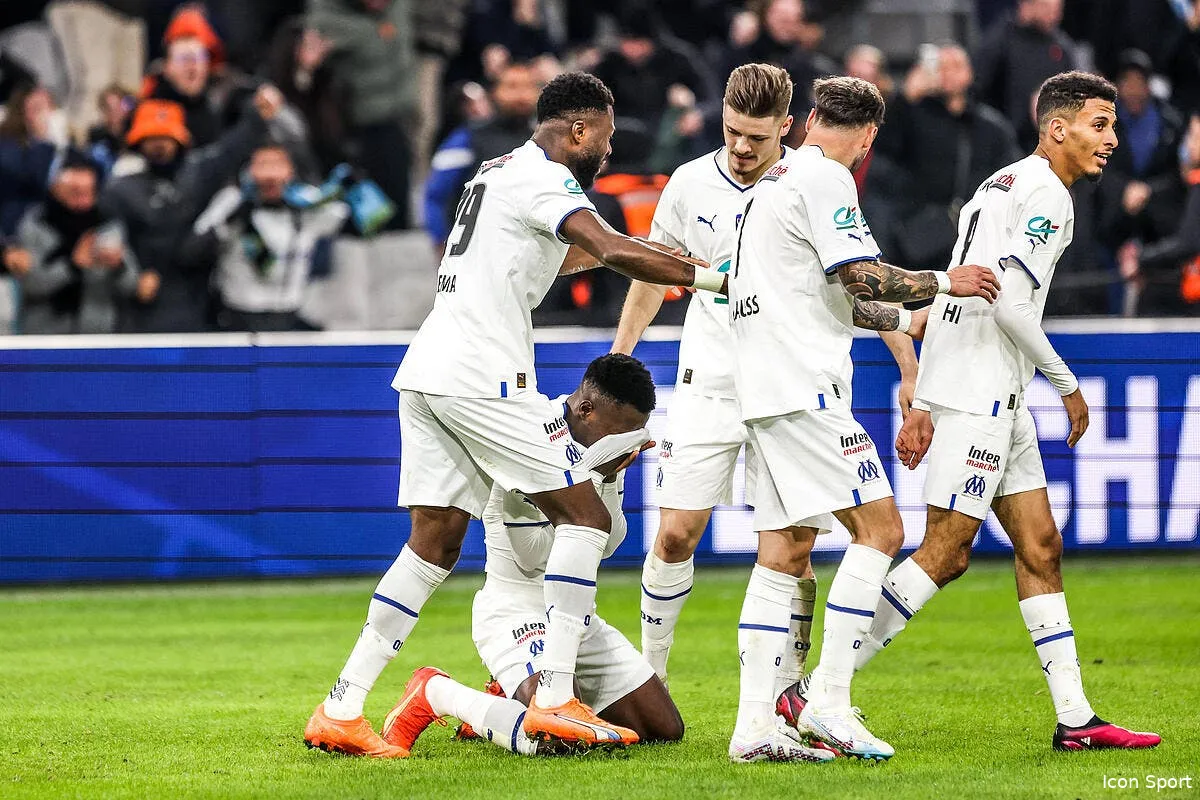 l om deuxieme de l1 sans trembler il prend les paris icon fid 7453 357658