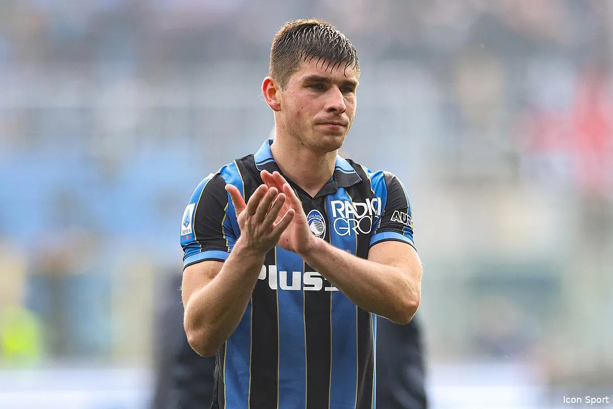 l om double par un cador anglais sur une piste au milieu icon spi 020 jm atalanta cagliari 348433