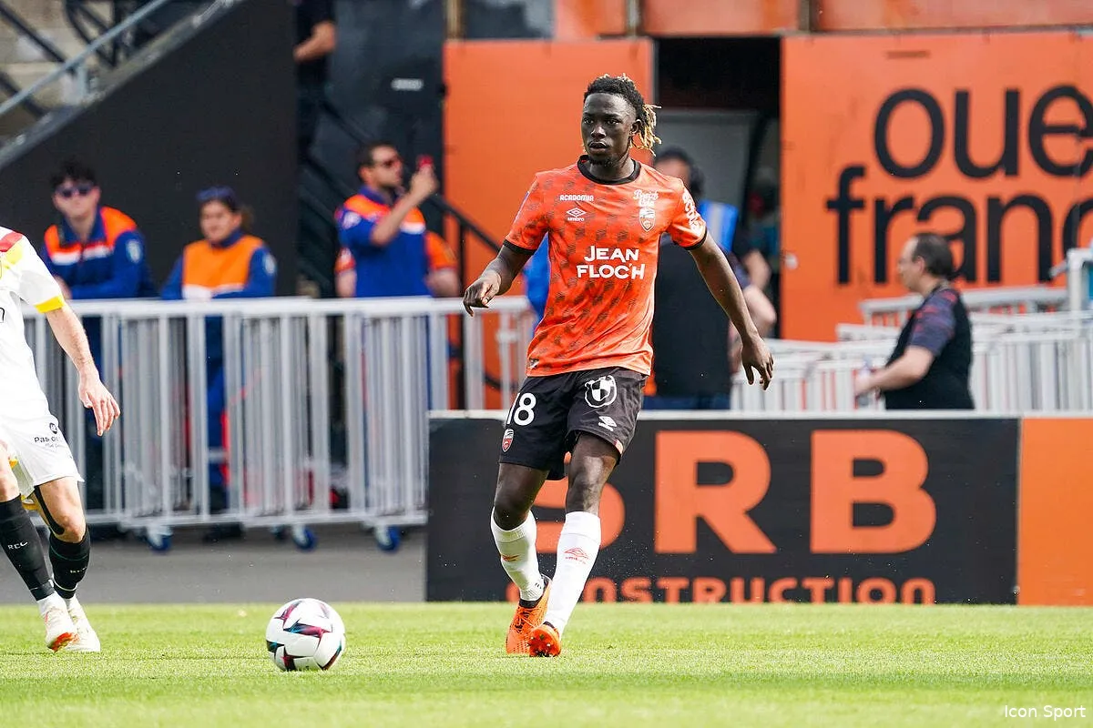 l om negocie un echange imprevu avec lorient icon elfclorlens 206 364622