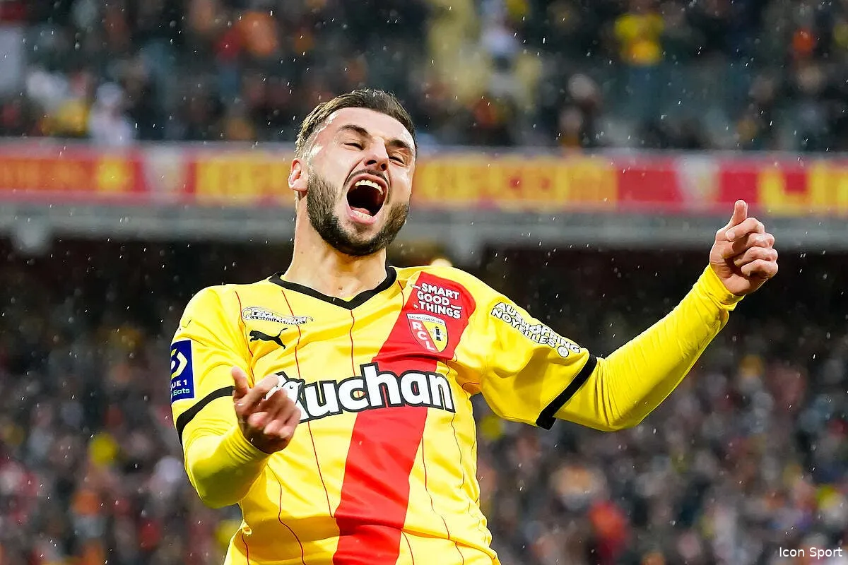 l om offre 11 millions jonathan clauss proche de marseille icon 19022022 pf18159 345881