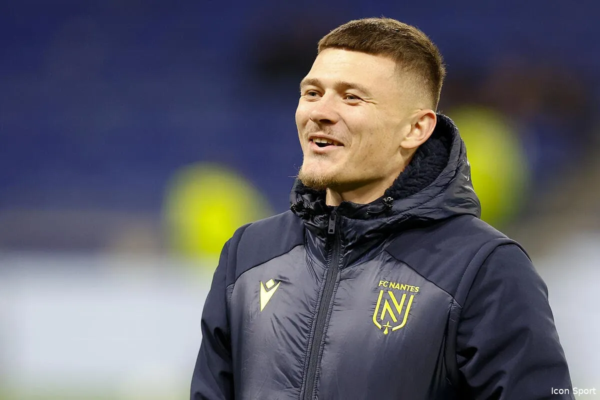 l om oublie truffert et vise un autre lateral de l1 icon w8a6617 370716