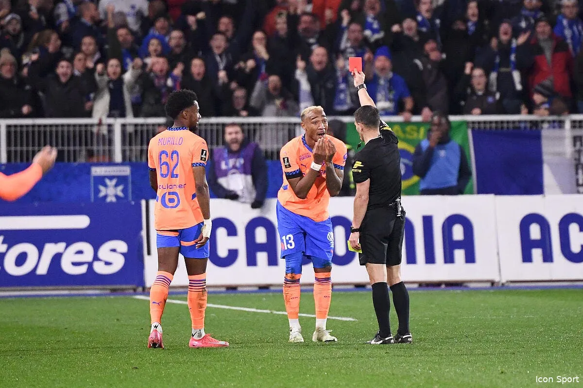 l om pris pour cible par les arbitres marseille en a la preuve iconsport 252948 0102 388979