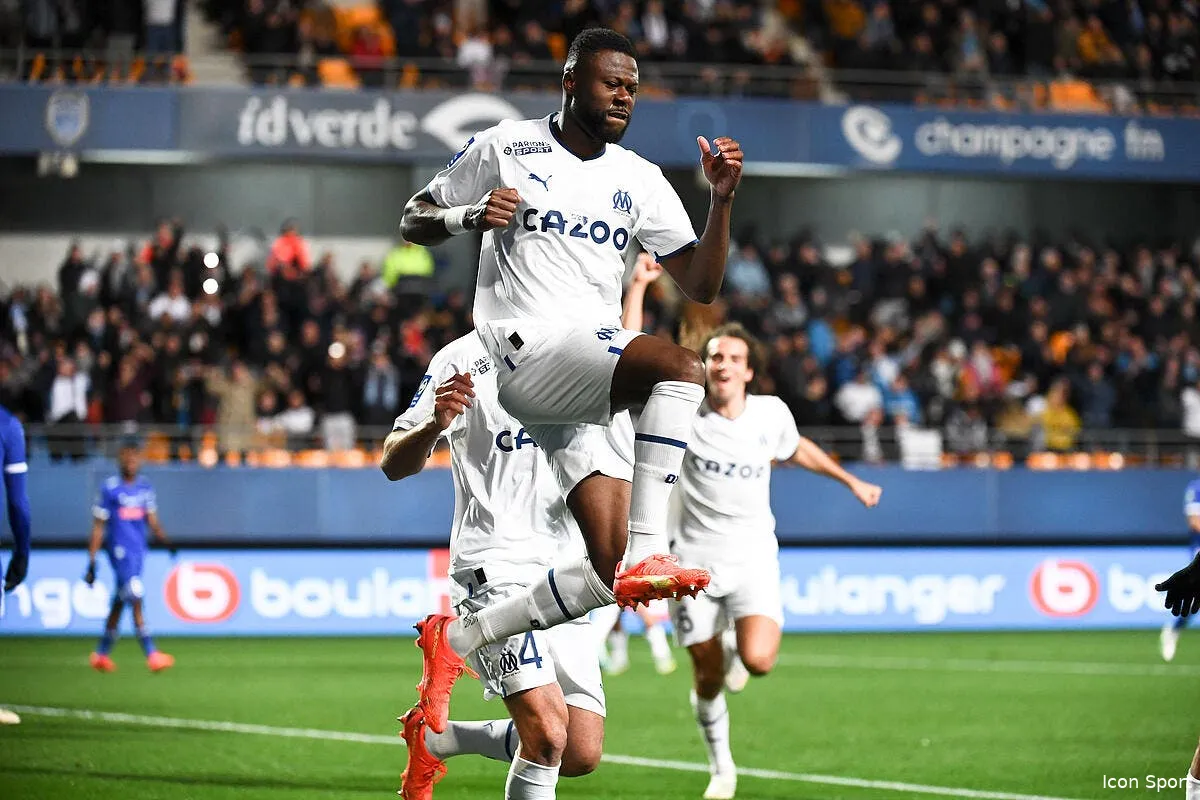 l om revient sur lens comme une fusee icon cas 3016 355695