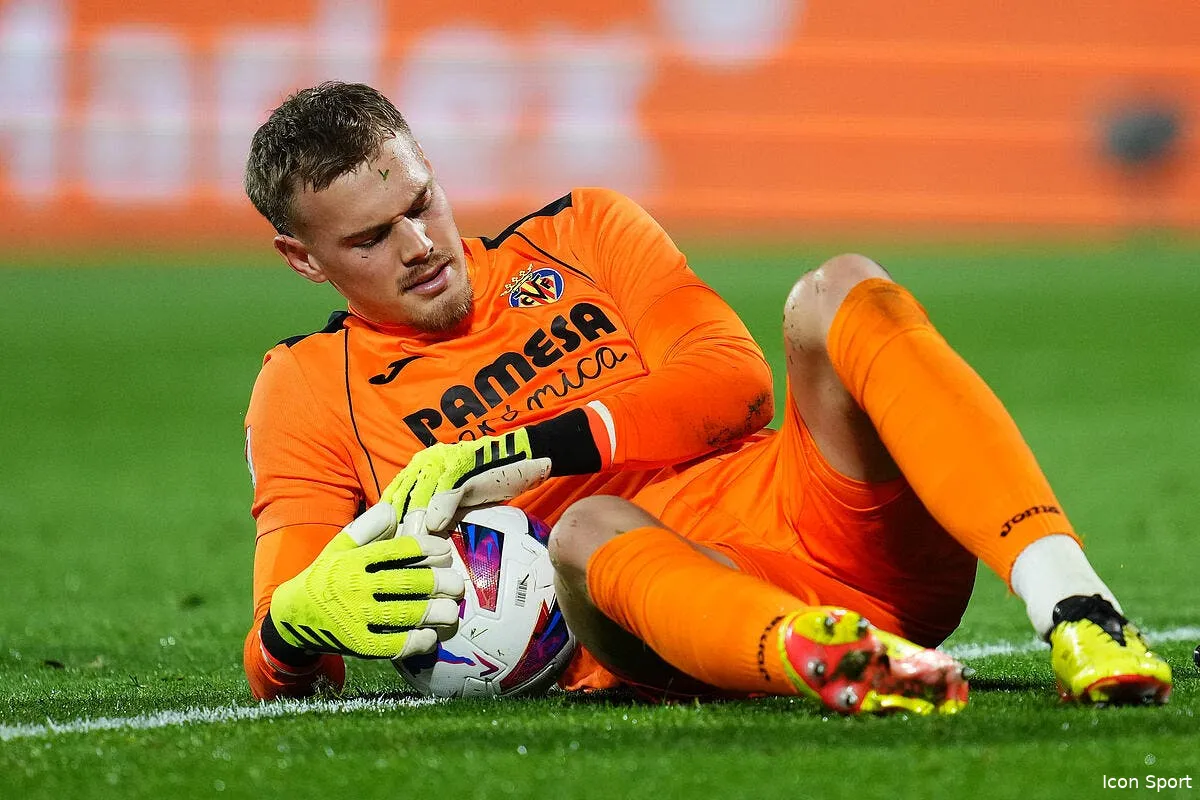 l om snobe brice samba pour un jeune gardien danois iconsport 222895 0037 378001