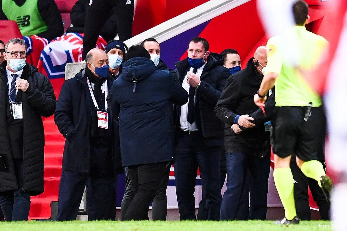 l unecatef moquee apres sa defense de frederic antonetti icon pl5 2007 335175