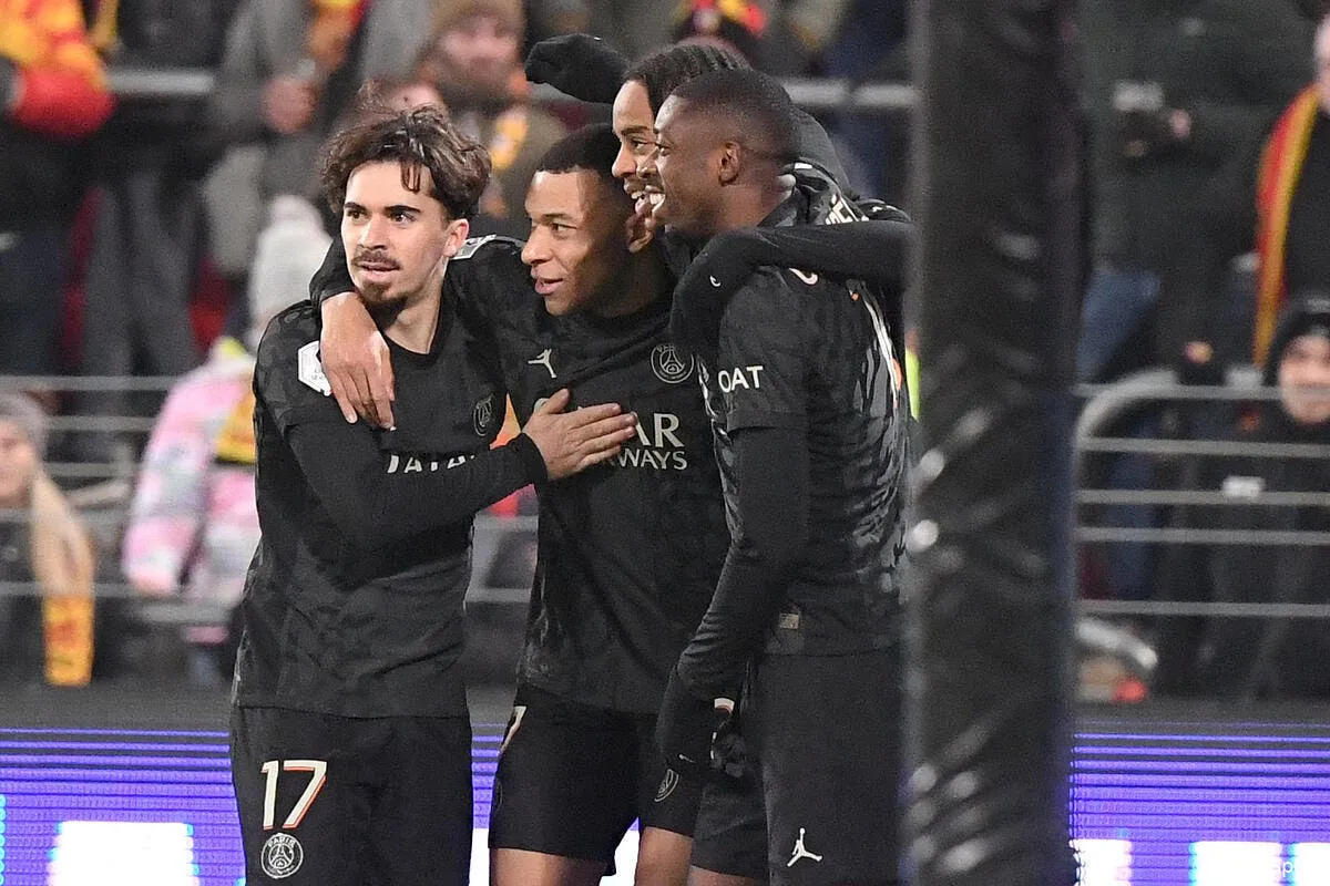 l1 barcola et mbappe le duo infernal de l equipe type icon ab1 5302 370552