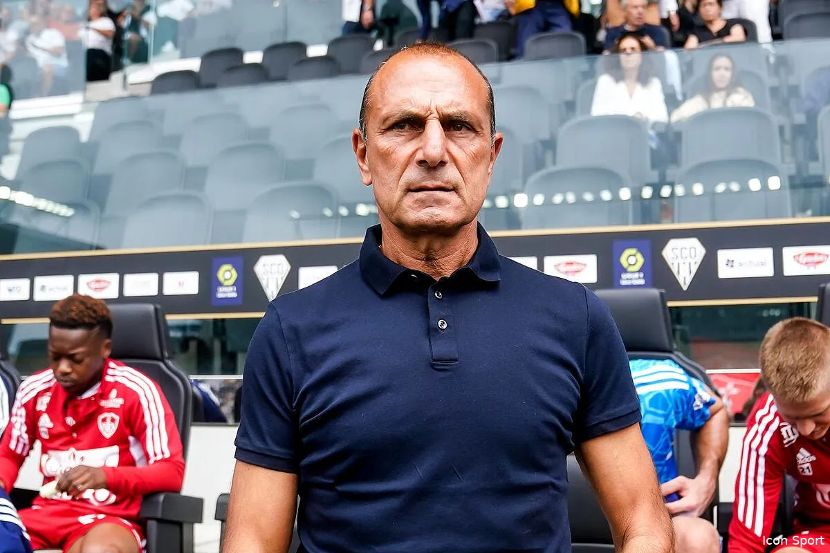 l1 brest va virer michel der zakarian icon 21082022 pf22033 352204