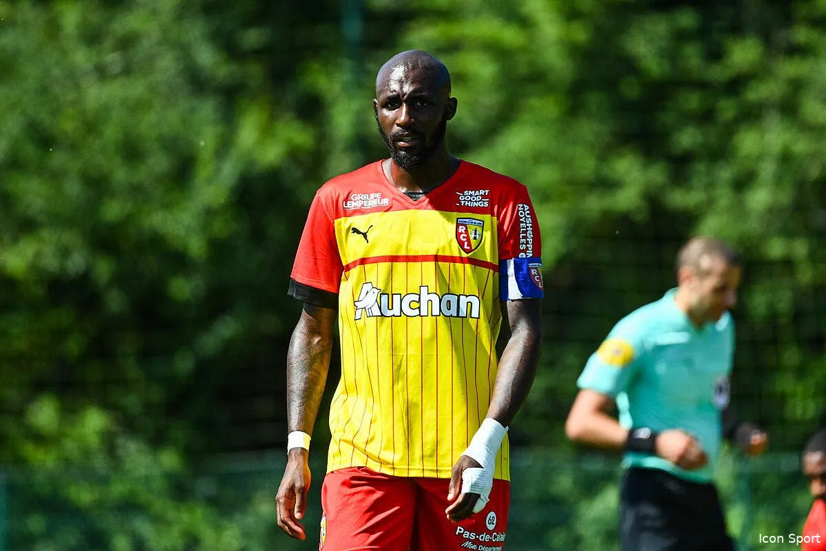 l1 fofana deprime a lens message envoye au psg icon dib 080722 11 116 345193