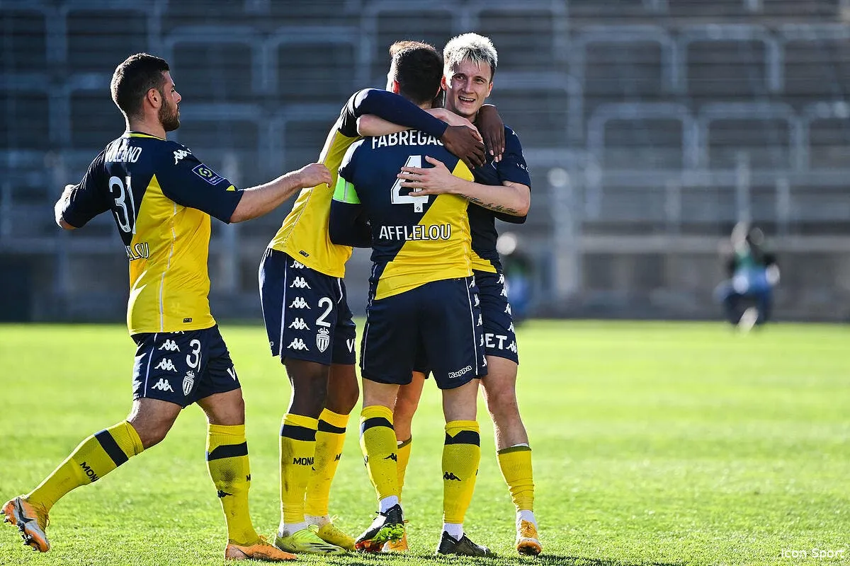 l1 golovin maestro trois etoiles de l equipe type icon adi 1512 306263