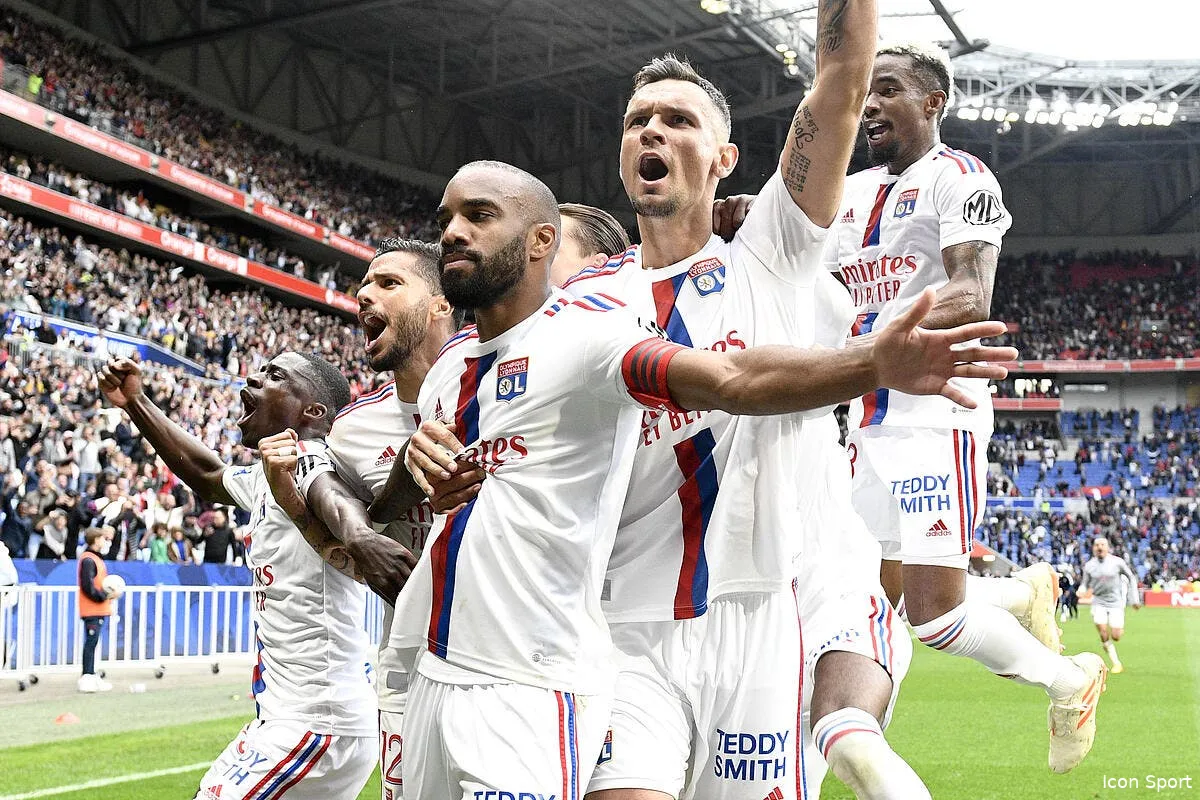 l1 lacazette et wahi les cannoniers de l equipe type icon sac1454 360140