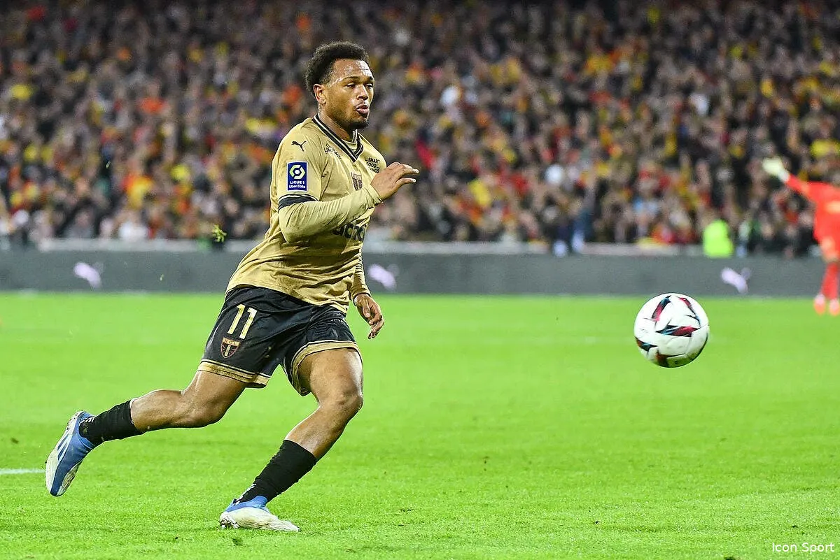 l1 lens puissance cinq dans l equipe type icon 01012023 arl 1067 355342