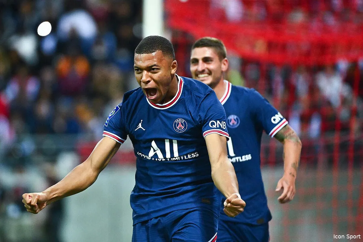 l1 mbappe vole la vedette a messi icon dib 290821 11 34 322523