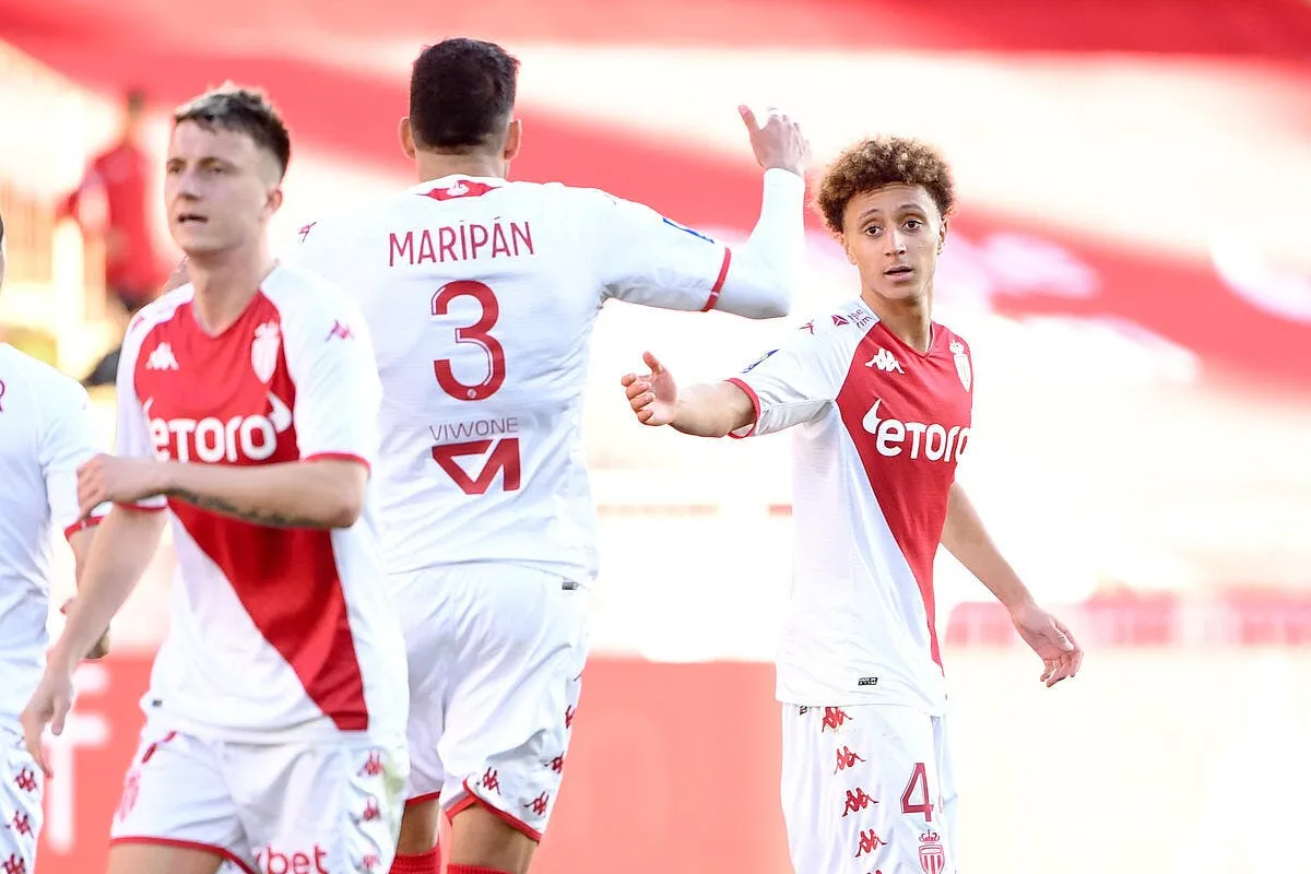 l1 monaco renverse strasbourg et met la pression a l om icon ab1 6851 2 358783