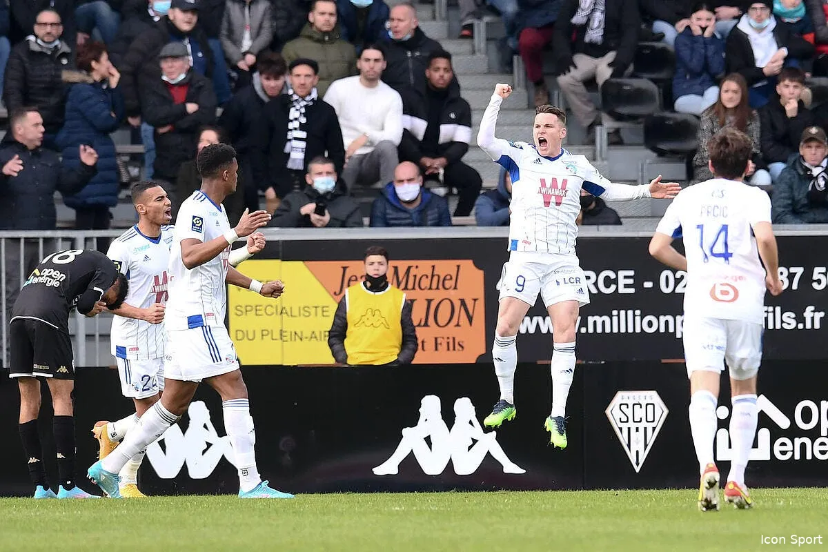 l1 strasbourg ne lache pas le podium les verts refont leur retard icon pl5 6589 334691