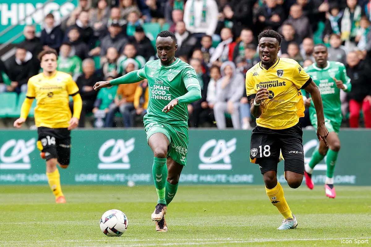 l2 l asse enfonce la lanterne rouge et repart de l avant icon 62i7987 358745