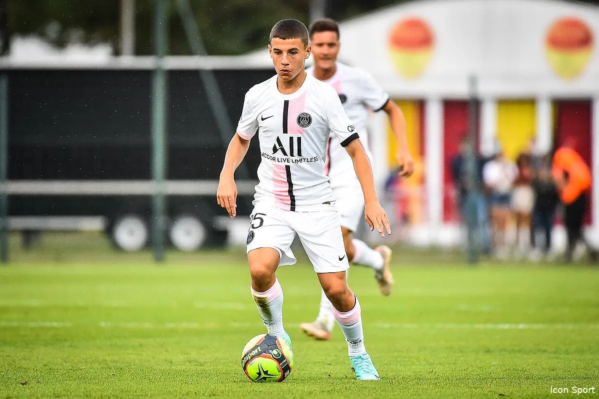 la compo du psg face a seville 20h00 sur bein 1 et twitch icon mm2 6132 320057