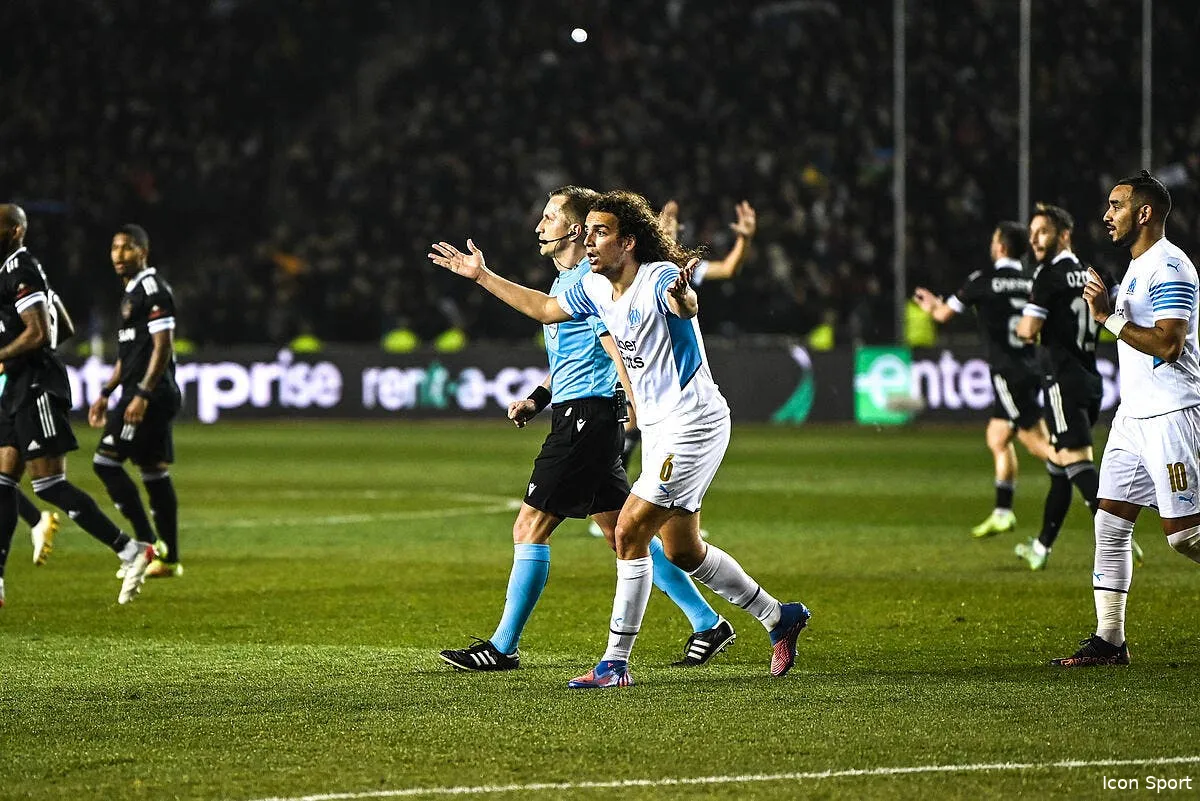 la main de dieu n est pas passee contre l om icon fri 8154 335531