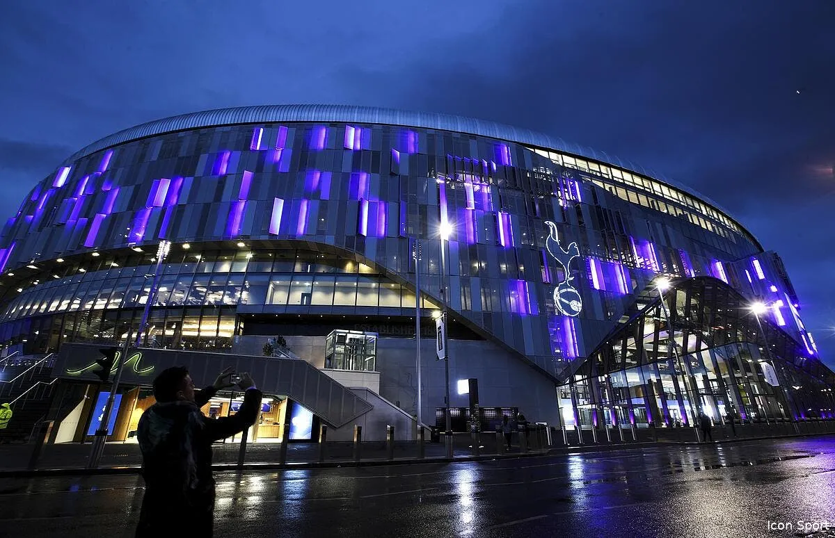 la pelouse de tottenham detruite aucun lien avec la guerre en israel icon 42131925 366692