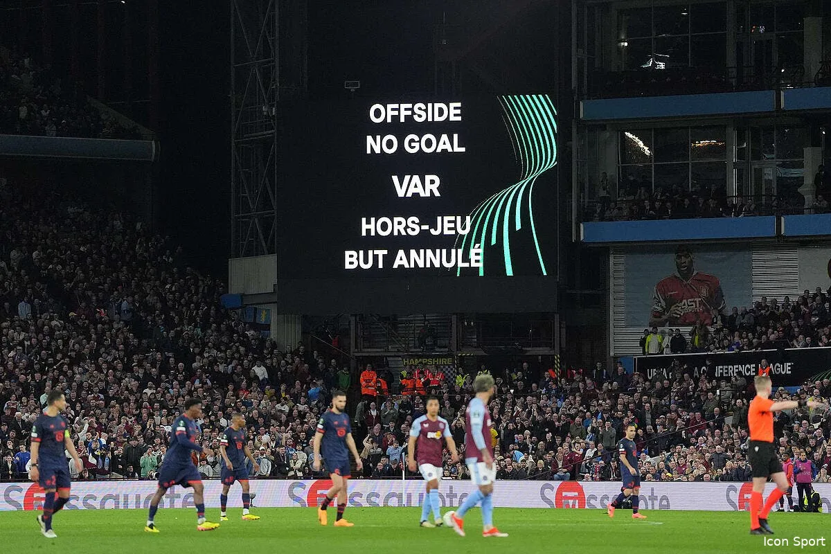 la turquie confie la var aux arbitres etrangers iconsport 208426 0109 374415